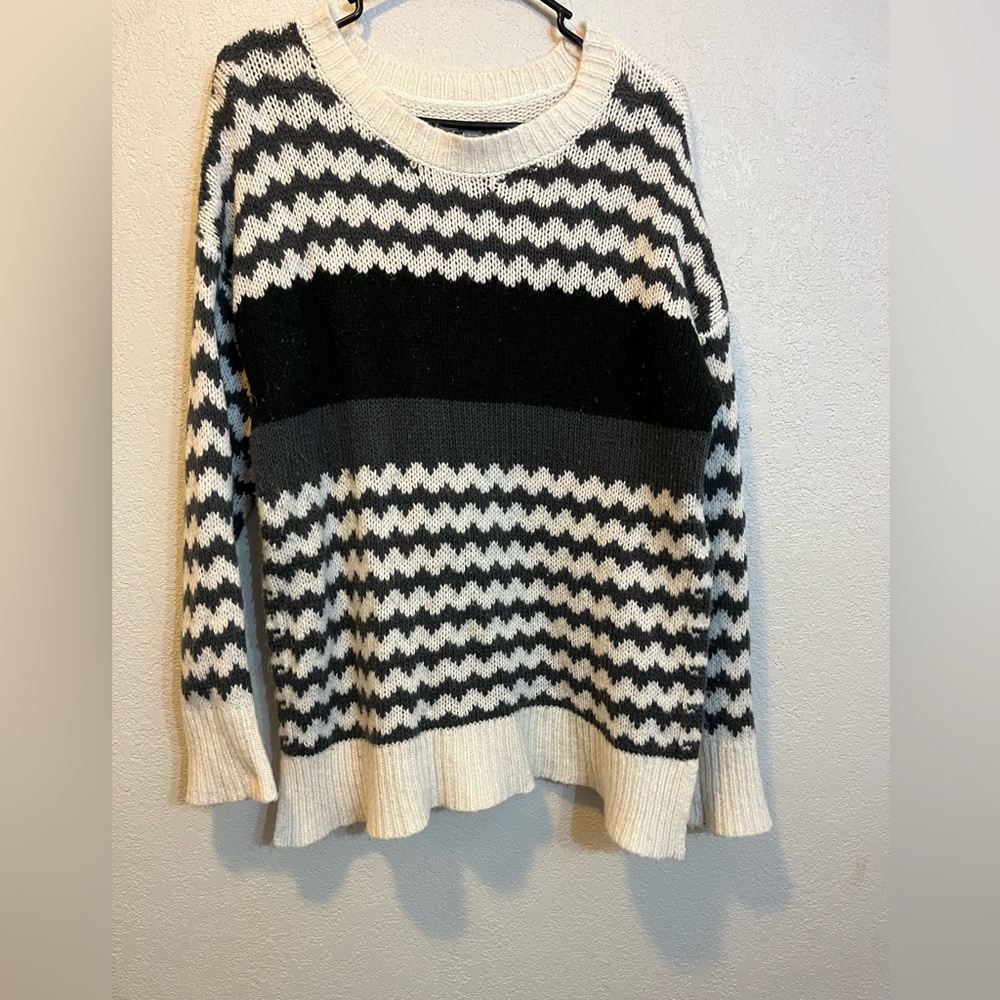 Aerie sweater